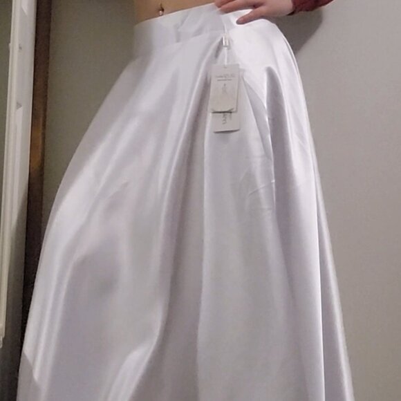 High Waist A-Line Satin White Skirt - Picture 1 of 11